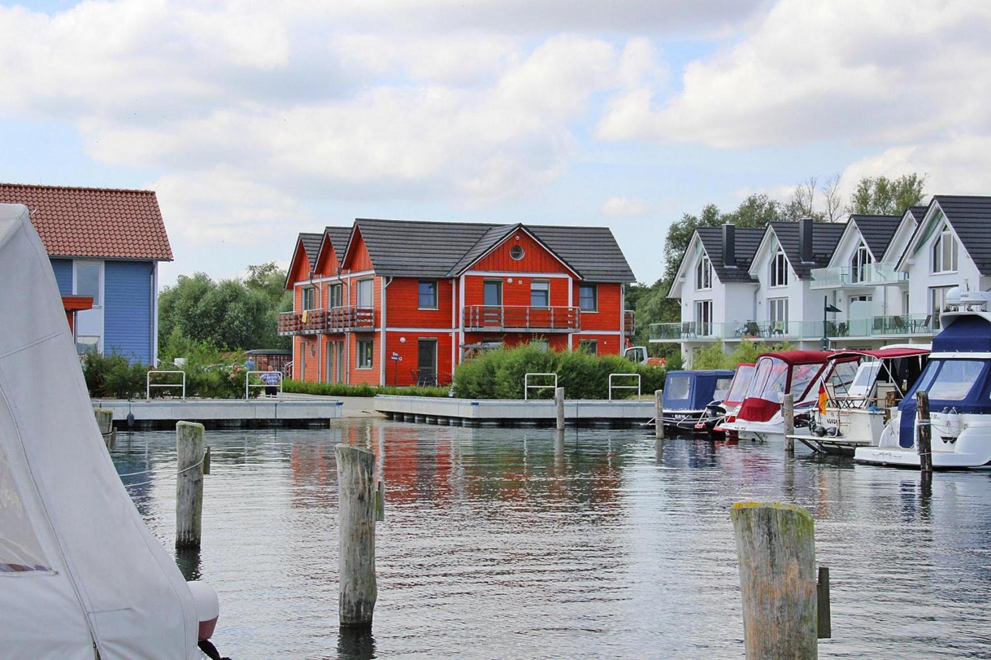 Ferienwohnung Im Appartementhaus Leuchtturm, Plau Am See Exterior photo